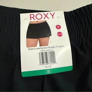Roxy Pocket Snap Button Active Shorts, Black, Women’s Size XL